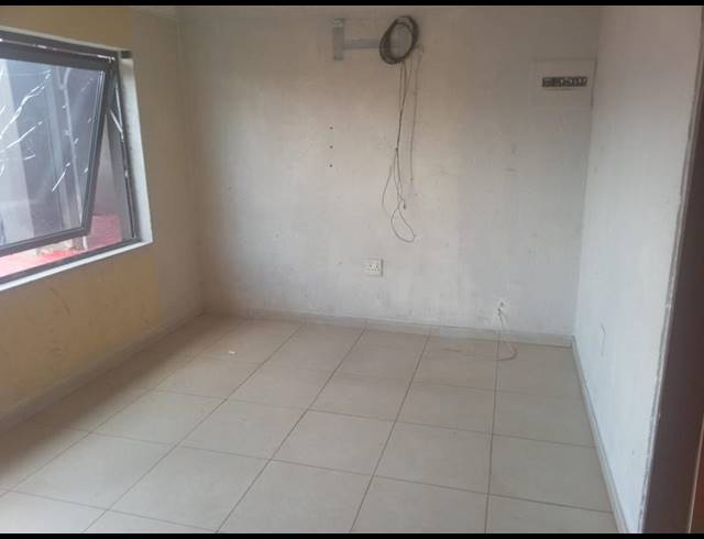 2 BEDROOM HOUSE FOR SALE IN DOBSONVILLE